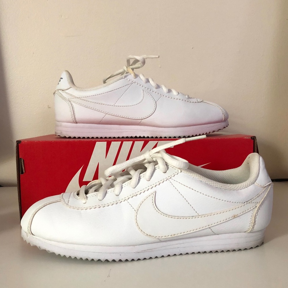 Nike Cortez, kids 5.5Y , womens 6.5-7